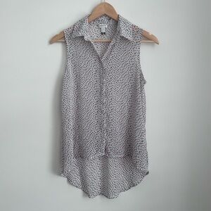 Dynamite Patterned  Asymmetrical Sleeveless Blouse
